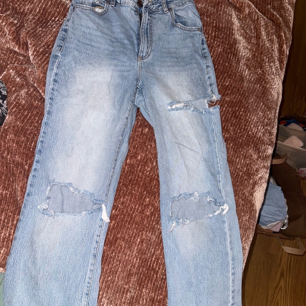 Stylish Light Blue Distressed Women's Jeans